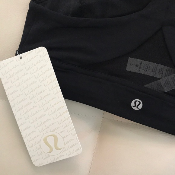 NWT BLACK LULULEMON TRAIN TIMES BRA - 6 or 8 - Picture 7 of 8